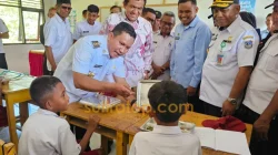 Pantau MBG di Napano Kusambi, Bupati Muna Barat Apresiasi Program Presiden Prabowo 3 Pantau MBG di Napano Kusambi, Bupati Muna Barat Apresiasi Program Presiden Prabowo