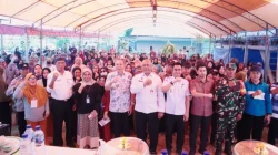 Program Makan Bergizi Gratis Didorong di Kolaka, DPR dan BGN Ajak Masyarakat Peduli Gizi Sehat 6 Program Makan Bergizi Gratis Didorong di Kolaka, DPR dan BGN Ajak Masyarakat Peduli Gizi Sehat