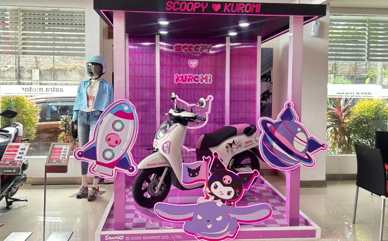 Scoopy x Kuromi Edisi Terbatas Resmi Hadir di Makassar Mulai 18 Oktober 2025 1 Scoopy x Kuromi Edisi Terbatas Resmi Hadir di Makassar Mulai 18 Oktober 2025