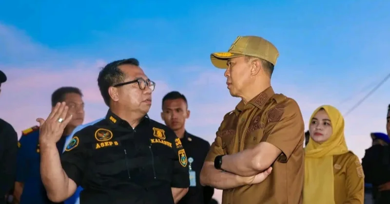 Gubernur Sultra Kucurkan Rp50 Juta Per Rumah dan Bantuan Pendidikan di Kampung Nelayan Merah Putih