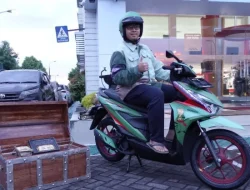 Astra Motor Sulsel Resmi Serahkan Honda BeAT One Piece x Tahilalats Edisi Zoro kepada Konsumen Makassar