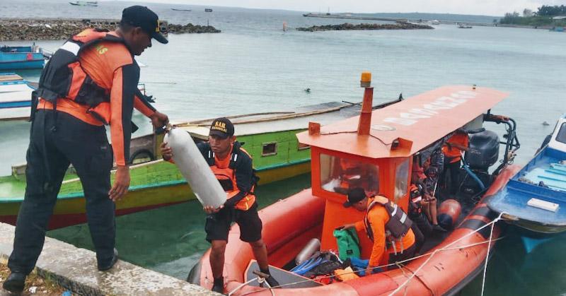 2 Perahu Terbalik di Perairan Tolandona Buteng, 3 Selamat dan 1 Orang Masih Dicari 1 2 Perahu Terbalik di Perairan Tolandona Buteng, 3 Selamat dan 1 Orang Masih Dicari