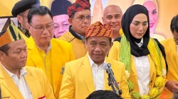 Menteri Bahlil Perintahkan Bawahannya Nyalakan Listrik untuk 50 Desa di Sultra