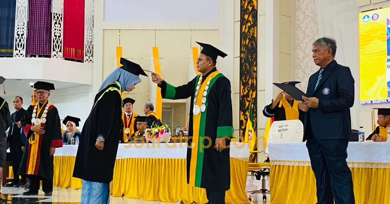 UHO Wisuda 2.936 Mahasiswa Periode Juli-Oktober 2025 dalam 4 Gelombang 1 UHO Wisuda 2.936 Mahasiswa Periode Juli-Oktober 2025 dalam 4 Gelombang