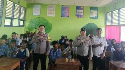 Sosialisasi SMA Kemala Taruna Bhayangkara di Muna Barat, Siswa Antusias Dengar Peluang Beasiswa 16 Sosialisasi SMA Kemala Taruna Bhayangkara di Muna Barat, Siswa Antusias Dengar Peluang Beasiswa