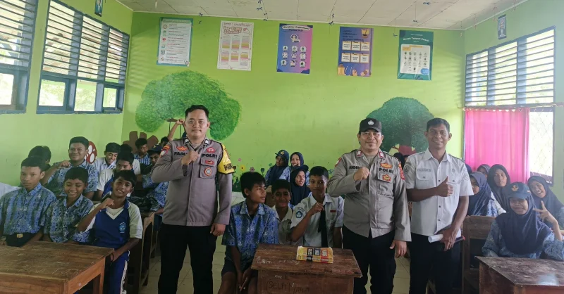 Sosialisasi SMA Kemala Taruna Bhayangkara di Muna Barat, Siswa Antusias Dengar Peluang Beasiswa