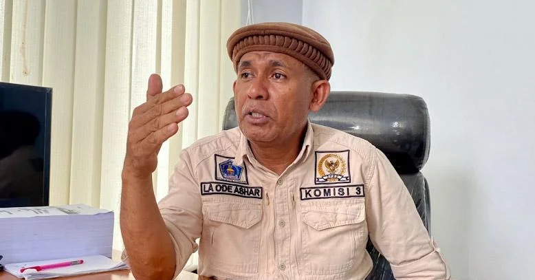 DPRD Kendari Minta Tes Narkoba Dilakukan Saat PPDB dan Secara Rutin untuk Pelajar 1 DPRD Kendari Minta Tes Narkoba Dilakukan Saat PPDB dan Secara Rutin untuk Pelajar