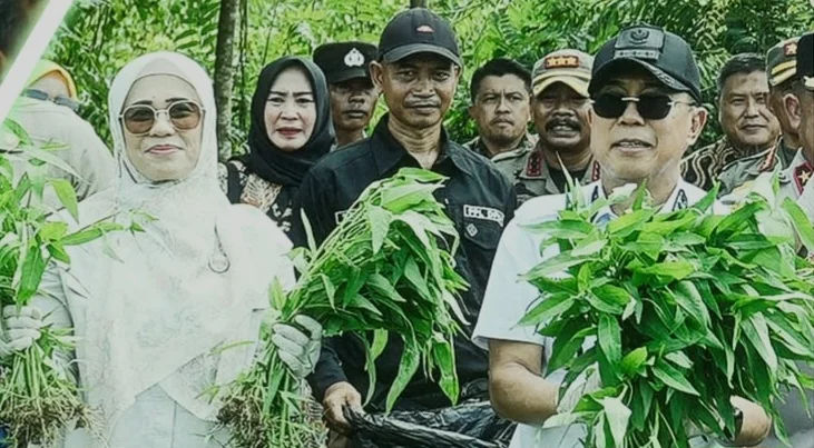 ASR Buka Akses Belajar Gratis untuk Petani Milenial di BBIH Konsel, Dorong Ketahanan Pangan Sultra 1 ASR Buka Akses Belajar Gratis untuk Petani Milenial di BBIH Konsel, Dorong Ketahanan Pangan Sultra