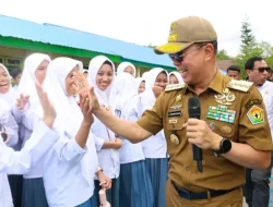 Program Bantuan Siswa Miskin Gubernur ASR Telah Tersalur ke 3.500 Pelajar