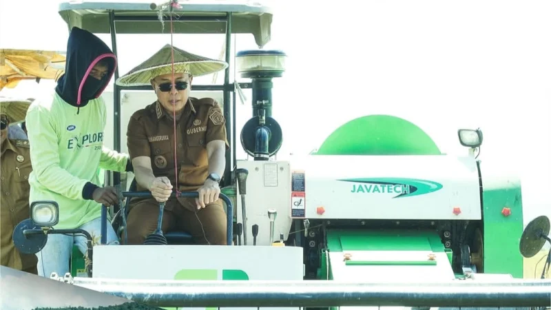 ASR Salurkan 162 Alat dan Mesin Pertanian untuk Dorong Transformasi Pertanian