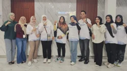 Ketum Perbamida Kunjungi BPR Bahteramas Kendari, Dukung Peleburan BPR se-Sultra 15 Ketum Perbamida Kunjungi BPR Bahteramas Kendari, Dukung Peleburan BPR se-Sultra