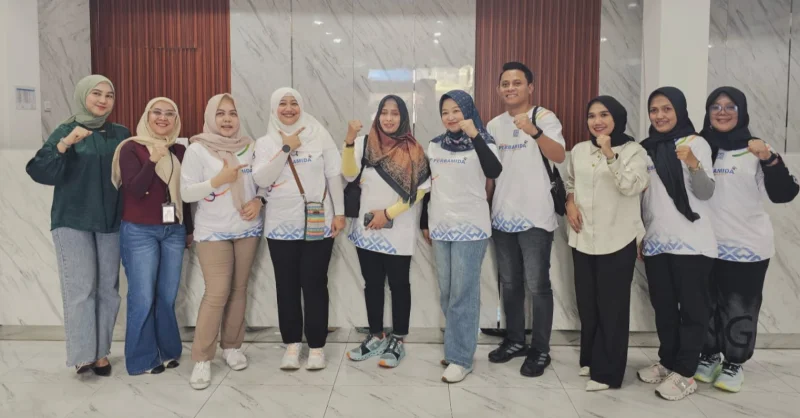 Ketum Perbamida Kunjungi BPR Bahteramas Kendari, Dukung Peleburan BPR se-Sultra 1 Ketum Perbamida Kunjungi BPR Bahteramas Kendari, Dukung Peleburan BPR se-Sultra