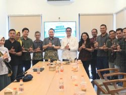 BPJS Kesehatan Kendari Dorong Keterbukaan Informasi Bersama Media dan Komisi Informasi