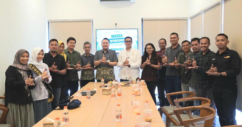 BPJS Kesehatan Kendari Dorong Keterbukaan Informasi Bersama Media dan Komisi Informasi 1 BPJS Kesehatan Kendari Dorong Keterbukaan Informasi Bersama Media dan Komisi Informasi