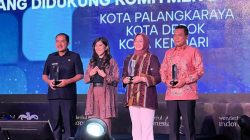 Pemkot Kendari Raih Penghargaan Nasional Layanan Call Center Terbaik dari Komdigi 3 Pemkot Kendari Raih Penghargaan Nasional Layanan Call Center Terbaik dari Komdigi