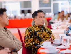 PT Vale dan PWI Kolaka Dorong Aparat Desa Melek Literasi Media