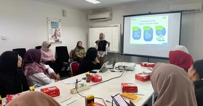 Pertamina Patra Niaga Sulawesi Bersama PT Pertamedika IHC Gelar Penyuluhan Gizi untuk Pelaku UMKM