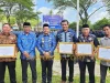 Dukung Program MBG, Empat Pengusaha Lokal Terima Penghargaan dari Bupati Muna Barat