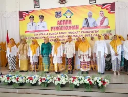 Lantik Bunda PAUD Tingkat Kecamatan hingga Desa, Ini Pesan Penting Rhika Purwaningsih Darwin