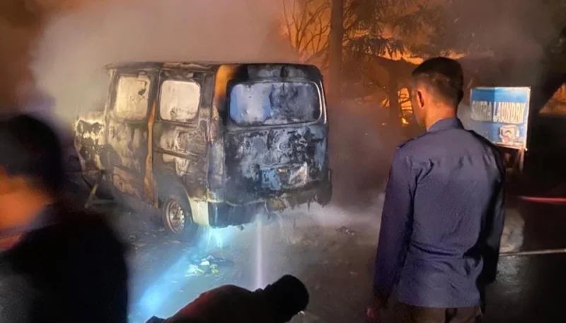 Kebakaran di Kendari, Lima Rumah dan 2 Mobil Terbakar, Penyebab Masih Diselidiki