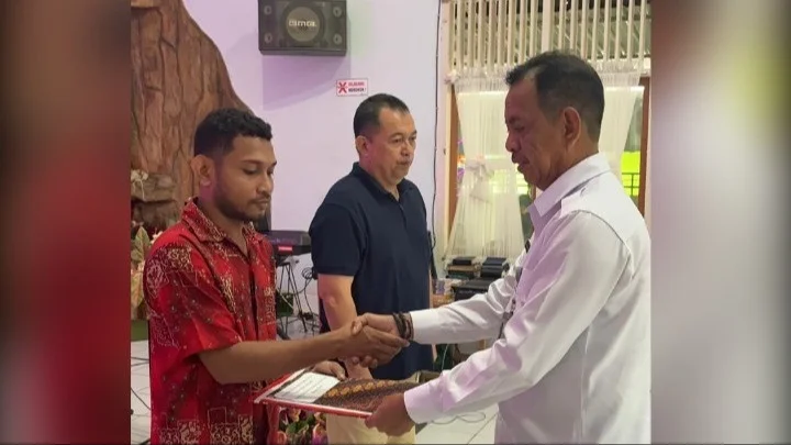 14 Warga Binaan Lapas Kelas II Kendari Terima Remisi Khusus Natal 1 14 Warga Binaan Lapas Kelas II Kendari Terima Remisi Khusus Natal