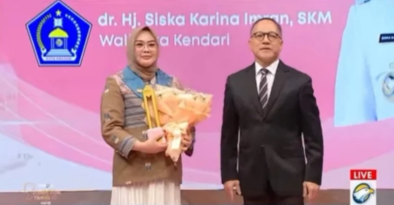 Unggul di Kepedulian Sosial dan Ketahanan Ekonomi, Wali Kota Kendari Raih Wonder Mom Awards