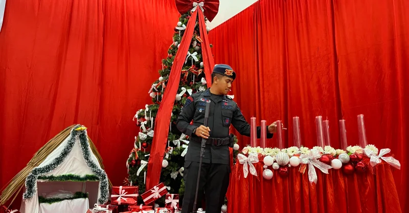 Jelang Natal dan Tahun Baru 2026, Detasemen Gegana Sterilisasi 58 Gereja di Kendari