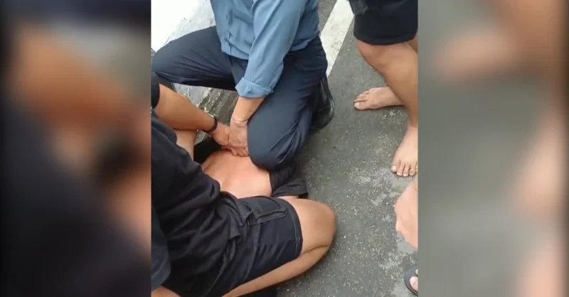 Penangkapan Pembawa 6 Kg Narkoba di Kendari: Momen Dramatis Terekam Kamera Warga 1 Penangkapan Pembawa 6 Kg Narkoba di Kendari: Momen Dramatis Terekam Kamera Warga