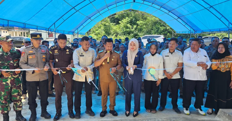 Bupati Muna Barat Resmikan Dapur MBG Maginti: Bangunan Baru, Mitra UMKM Lokal, Layani 1.271 Siswa