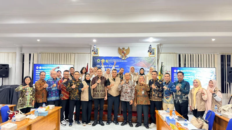 Pemprov Sultra Belajar ke Jawa Tengah untuk Persiapan Merger 12 BPR Bahteramas 3 Pemprov Sultra Belajar ke Jawa Tengah untuk Persiapan Merger 12 BPR Bahteramas