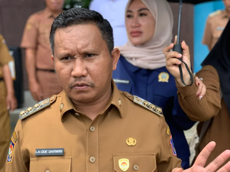 Bupati Muna Barat Berhasil Lobi Bulog Bangun Gudang dan Mesin Pengering Jagung-Padi Senilai Rp150 Miliar 1 Bupati Muna Barat Berhasil Lobi Bulog Bangun Gudang dan Mesin Pengering Jagung-Padi Senilai Rp150 Miliar