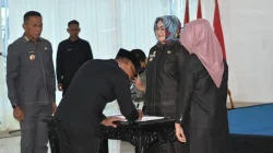 Wali Kota Kendari Lantik 111 Kepala Sekolah, Tegaskan Larangan Jual Beli Jabatan 19 Wali Kota Kendari Lantik 111 Kepala Sekolah, Tegaskan Larangan Jual Beli Jabatan