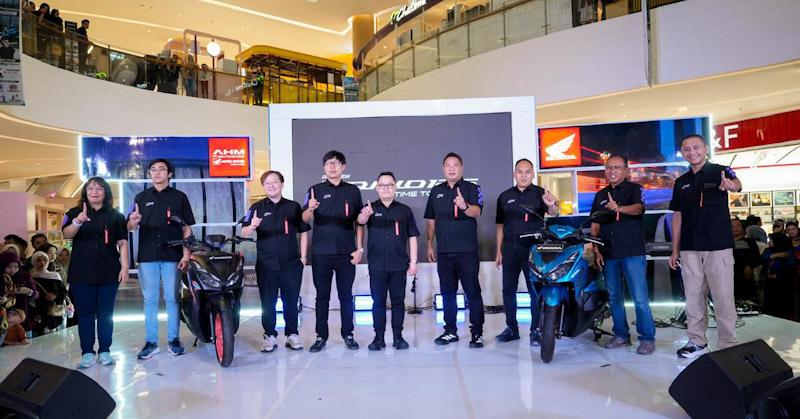 All New Honda Vario 125 Resmi Diluncurkan di Kendari, Asmo Sulsel Gelar RPL Meriah Dua Hari 1 All New Honda Vario 125 Resmi Diluncurkan di Kendari, Asmo Sulsel Gelar RPL Meriah Dua Hari