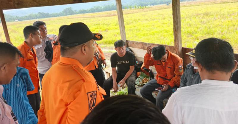 Dua Mahasiswa Geologi UHO yang Tersesat di Hutan Konawe Ditemukan Selamat 1 Dua Mahasiswa Geologi UHO yang Tersesat di Hutan Konawe Ditemukan Selamat
