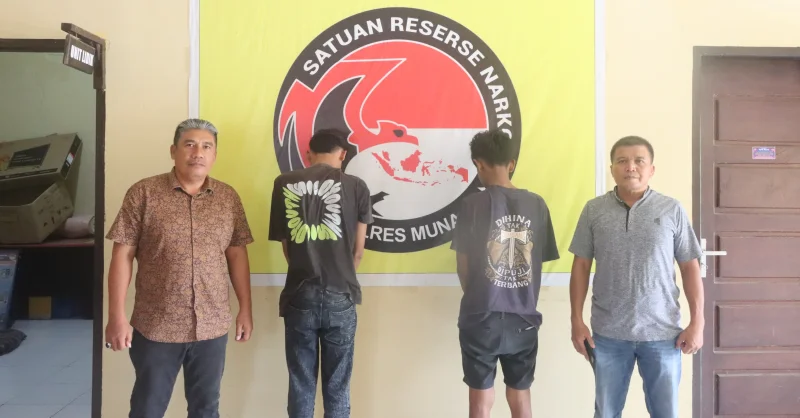 Polisi Kembali Ungkap Kasus Narkoba di Muna, Dua Pelaku Masih di Bawah Umur 1 Polisi Kembali Ungkap Kasus Narkoba di Muna, Dua Pelaku Masih di Bawah Umur