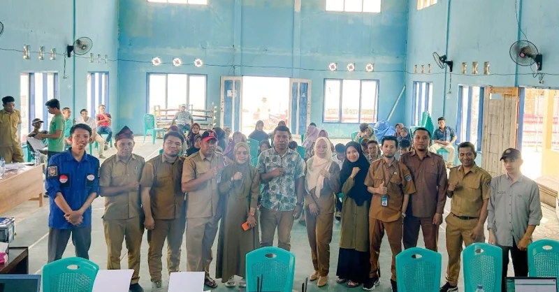 Pelayanan Jemput Bola Disdukcapil Muna Barat Disambut Antusias Warga Pulau Maginti 1 Pelayanan Jemput Bola Disdukcapil Muna Barat Disambut Antusias Warga Pulau Maginti