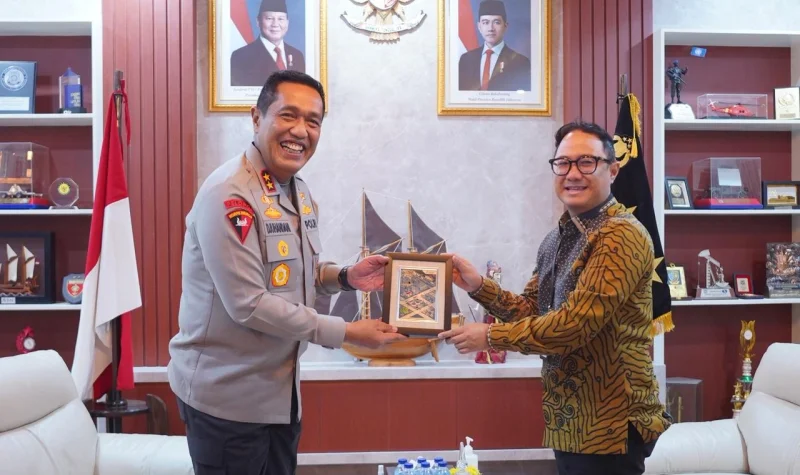 Pertamina Patra Niaga dan Polda Sulawesi Selatan Perkuat Sinergi Pengawasan Distribusi dan Penertiban BBM Subsidi 1 Pertamina Patra Niaga dan Polda Sulawesi Selatan Perkuat Sinergi Pengawasan Distribusi dan Penertiban BBM Subsidi