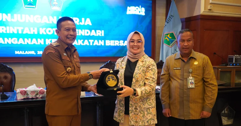 Pemkot Kendari–Pemkot Malang Teken MoU, Perkuat Sinergi dan Transformasi Digital 1 Pemkot Kendari–Pemkot Malang Teken MoU, Perkuat Sinergi dan Transformasi Digital