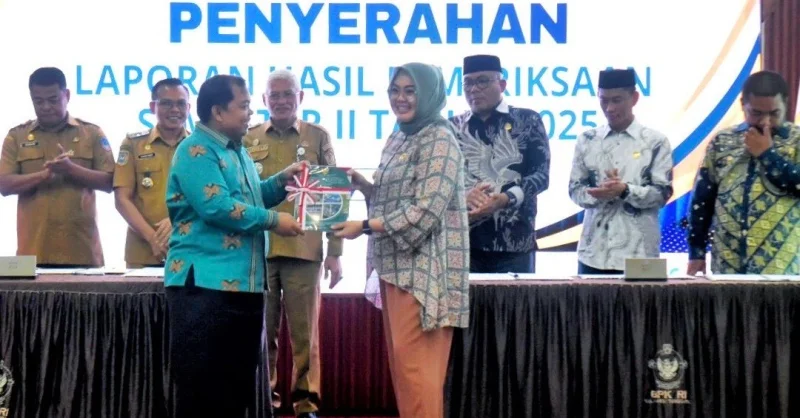 Terima Laporan Hasil Pemeriksaan BPK, Wali Kota Kendari Janji Tindak Lanjuti Seluruh Rekomendasi 1 Terima Laporan Hasil Pemeriksaan BPK, Wali Kota Kendari Janji Tindak Lanjuti Seluruh Rekomendasi