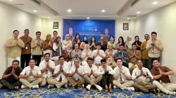 Bukber Sekaligus Perpisahan Karyawan, Ini Pesan Dirut BPR Bahteramas Kendari 14 Bukber Sekaligus Perpisahan Karyawan, Ini Pesan Dirut BPR Bahteramas Kendari
