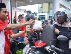 Pertamina Patra Niaga Regional Sulawesi Bagikan Takjil di 178 SPBU Selama Ramadan 1447 H