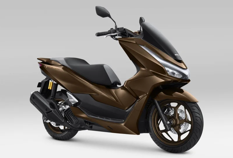 Makin Mewah, Honda PCX160 Meluncur dengan Pilihan Warna Terbaru 1 Makin Mewah, Honda PCX160 Meluncur dengan Pilihan Warna Terbaru