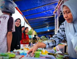 Cerahnya Cuaca, Redupnya Pembeli: Pedagang Takjil Kendari Hadapi Ramadan Berat