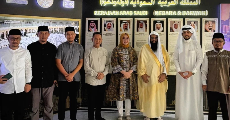 Program 1.000 Pengajar Al-Qur’an Jadi Fokus Pertemuan Wali Kota Kendari dan Atase Arab Saudi 1 Program 1.000 Pengajar Al-Qur’an Jadi Fokus Pertemuan Wali Kota Kendari dan Atase Arab Saudi