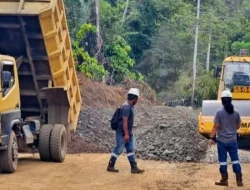Urat Nadi Ekonomi Desa Dibuka: PT SCM Bangun Jalan Penghubung di Routa