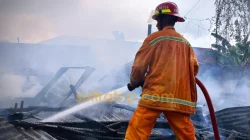Rumah Guru di Mandonga Ludes Terbakar, Dua Lapak Kios Ikut Hangus