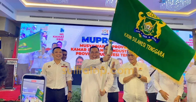 Anton Timbang Kembali Pimpin Kadin Sultra 2026–2031, Siapkan Agenda MBG hingga Ekspor Langsung ke Tiongkok 1 Anton Timbang Kembali Pimpin Kadin Sultra 2026–2031, Siapkan Agenda MBG hingga Ekspor Langsung ke Tiongkok