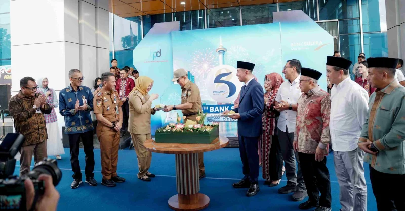 Bank Sultra Rayakan HUT ke-58, Teguhkan Komitmen “Sinergi Berkelanjutan” untuk Kemajuan Daerah 1 Bank Sultra Rayakan HUT ke-58, Teguhkan Komitmen “Sinergi Berkelanjutan” untuk Kemajuan Daerah