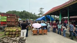 Pertamina Sidak dan Operasi Pasar LPG 3 Kg di Sultra, Jaga Stok dan Harga Jelang Idulfitri 14 Pertamina Sidak dan Operasi Pasar LPG 3 Kg di Sultra, Jaga Stok dan Harga Jelang Idulfitri