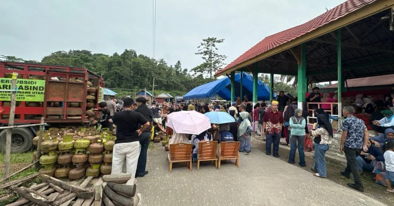 Pertamina Sidak dan Operasi Pasar LPG 3 Kg di Sultra, Jaga Stok dan Harga Jelang Idulfitri 1 Pertamina Sidak dan Operasi Pasar LPG 3 Kg di Sultra, Jaga Stok dan Harga Jelang Idulfitri